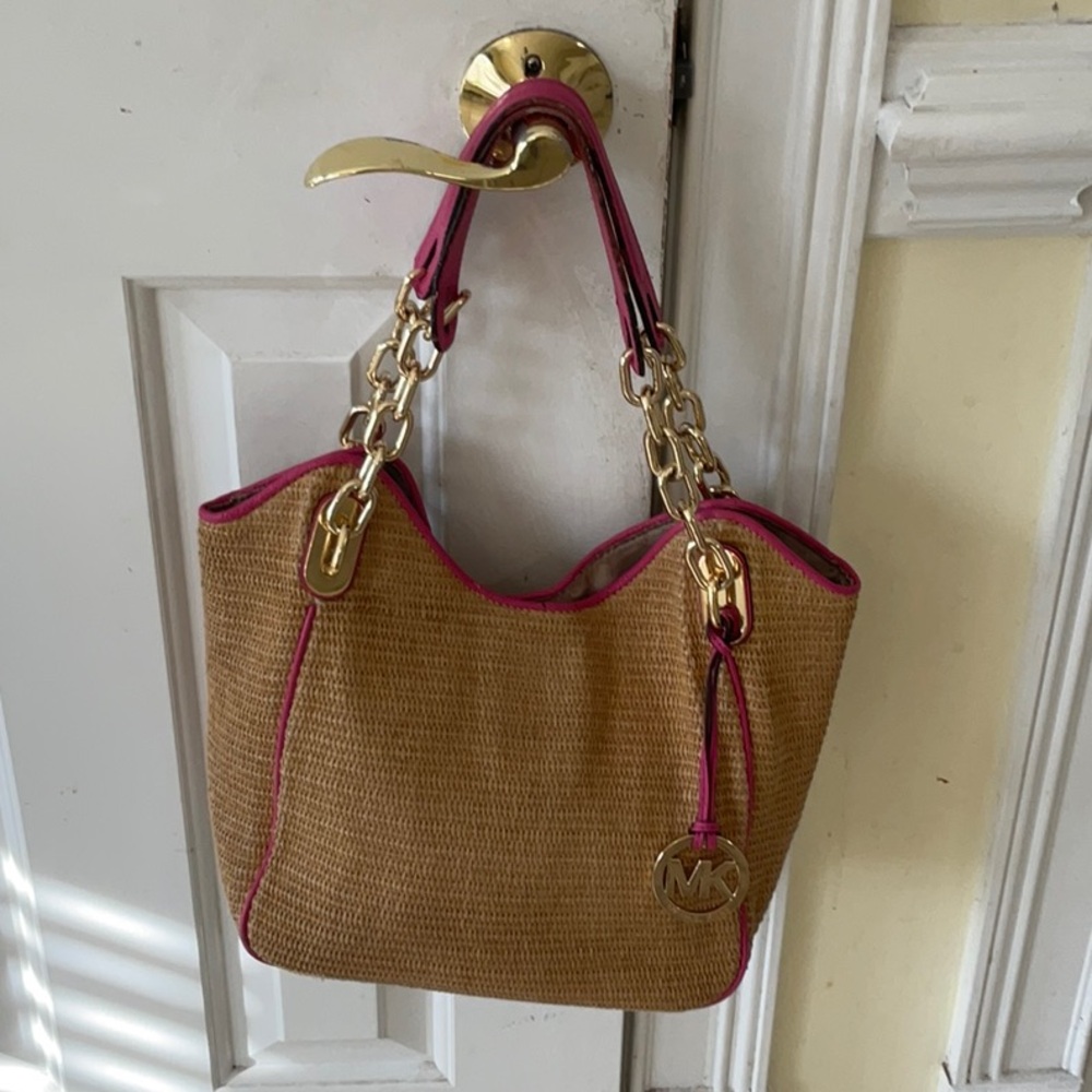 Michael KorsStylish Tan and Pink Women's Bag - Picture 3 of 9